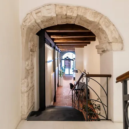 Deluxe In Palazzo Storico - Centro - Alghero Appartamento Sassari