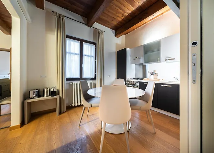 Daire Deluxe In Palazzo Storico - Centro - Alghero Sassari