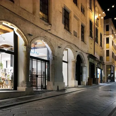 Deluxe In Palazzo Storico - Centro - Alghero Apartment Sassari