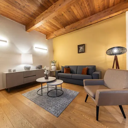Deluxe In Palazzo Storico - Centro - Alghero * Sassari