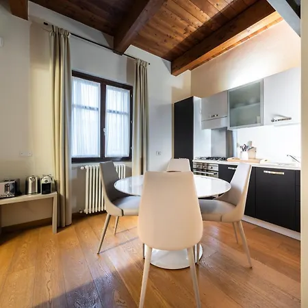 Apartment Deluxe In Palazzo Storico - Centro - Alghero Sassari